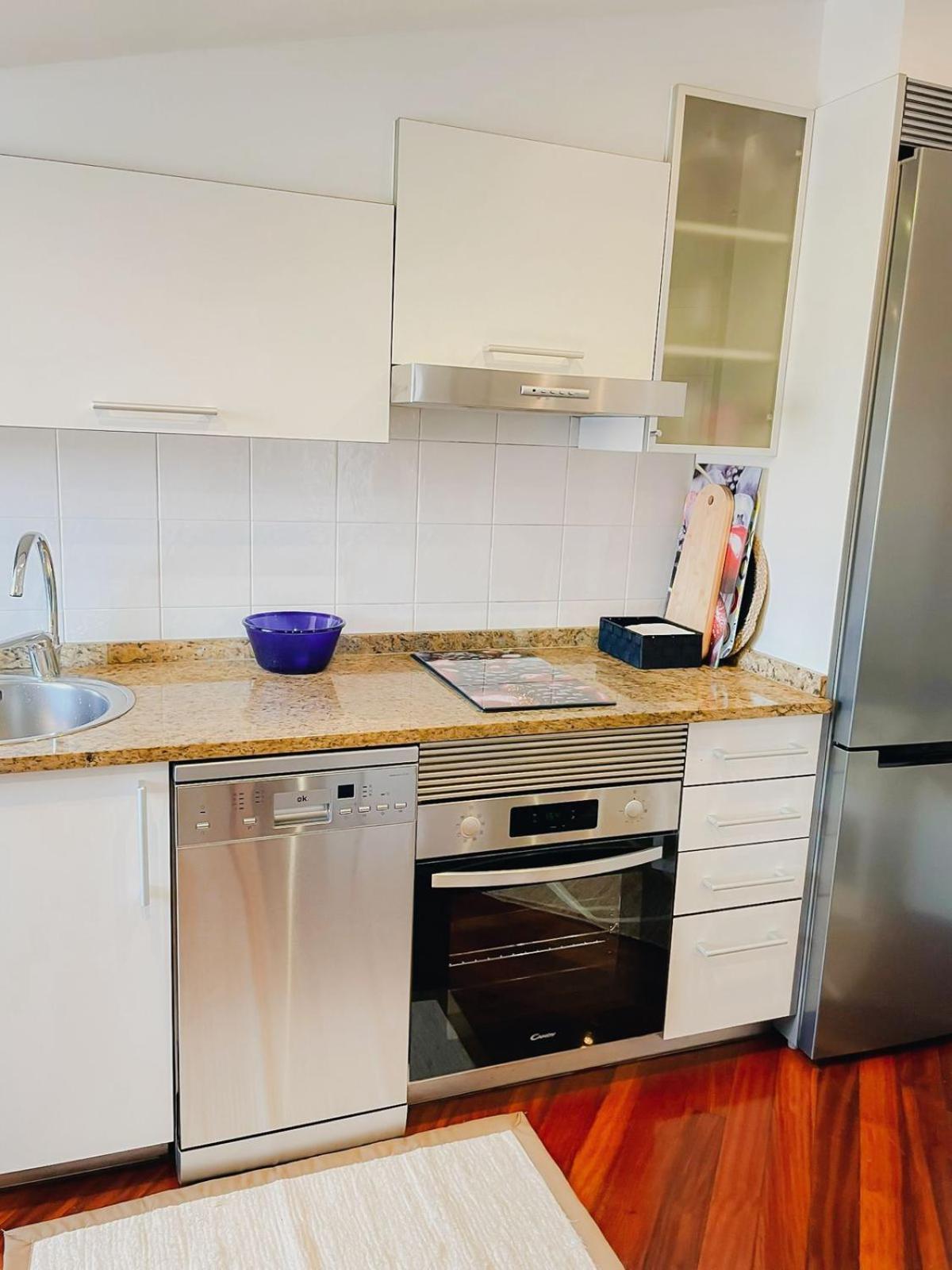 Apartamento Centro De Vigo, Garaje Y Vistas Ria Exterior foto